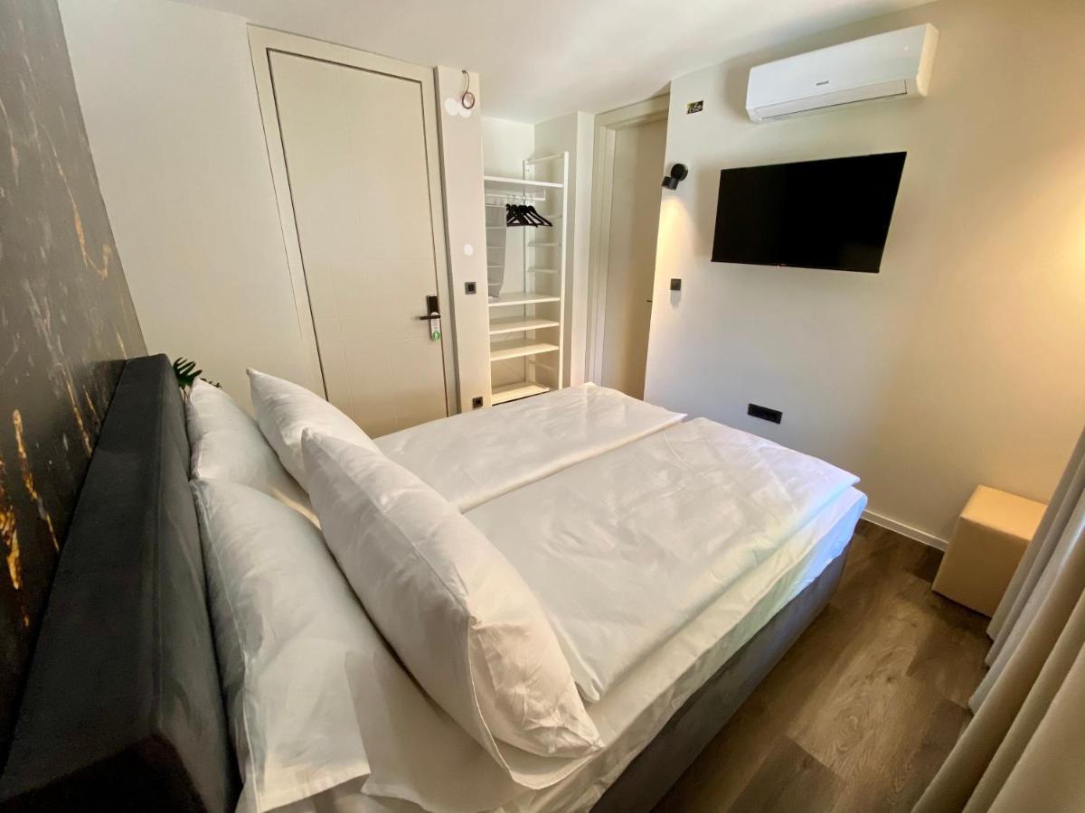 Boutique Hotel Zbilje ภายนอก รูปภาพ