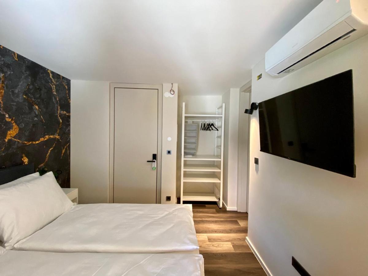 Boutique Hotel Zbilje ภายนอก รูปภาพ