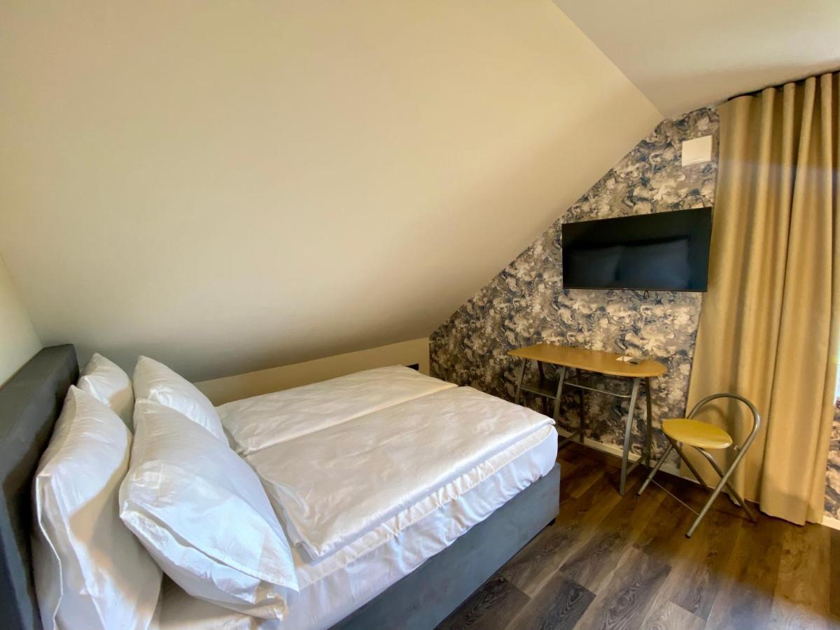 Boutique Hotel Zbilje ภายนอก รูปภาพ