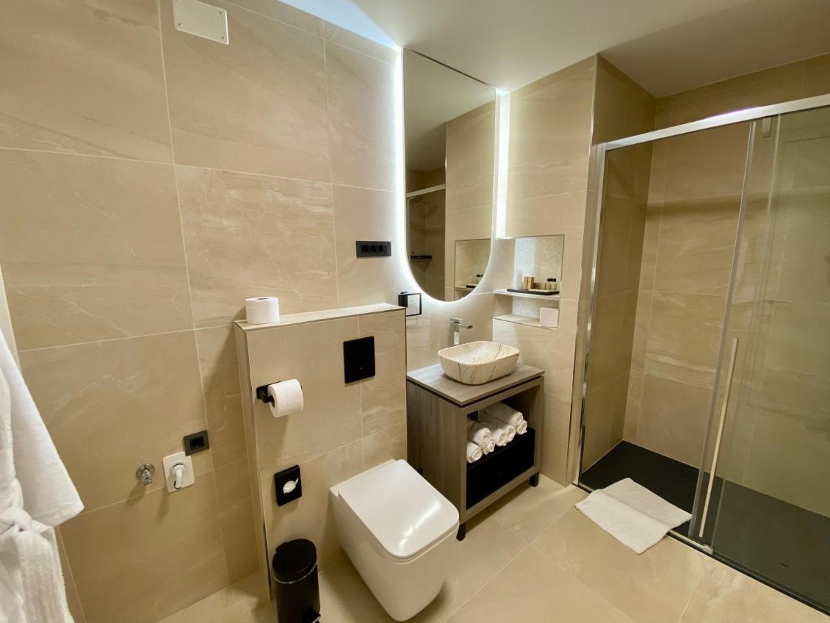 Boutique Hotel Zbilje ภายนอก รูปภาพ