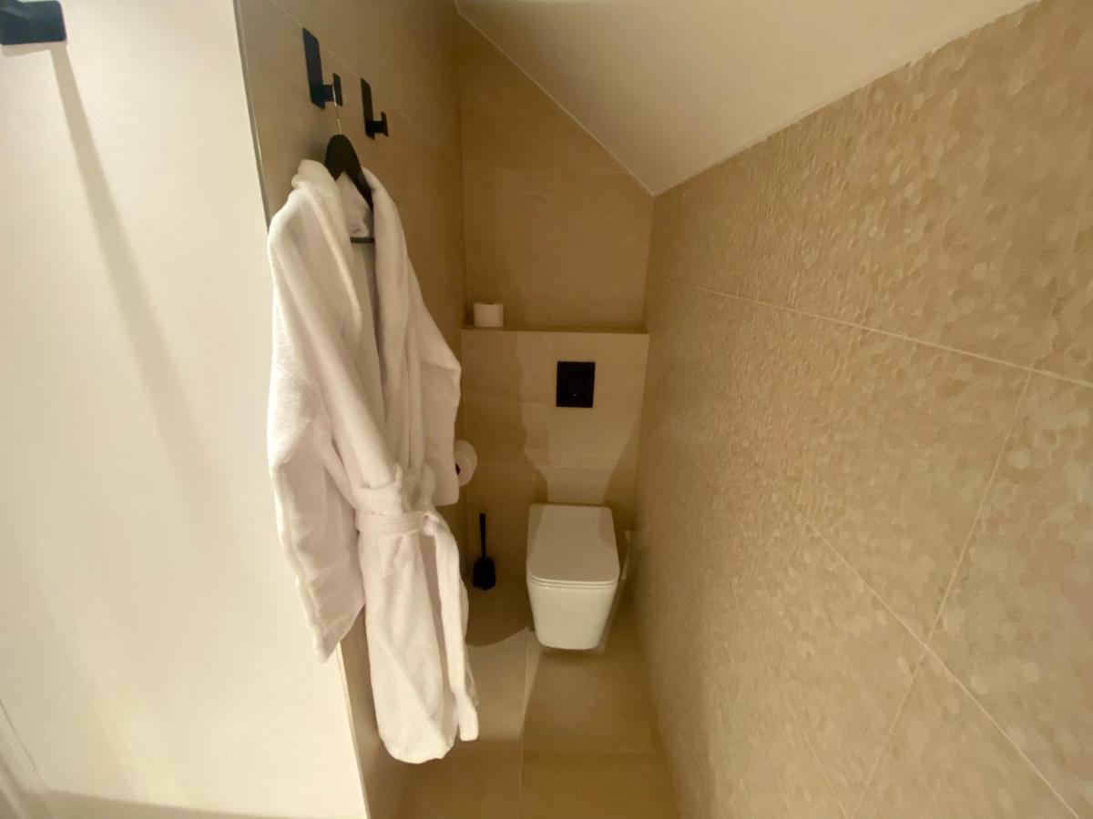 Boutique Hotel Zbilje ภายนอก รูปภาพ
