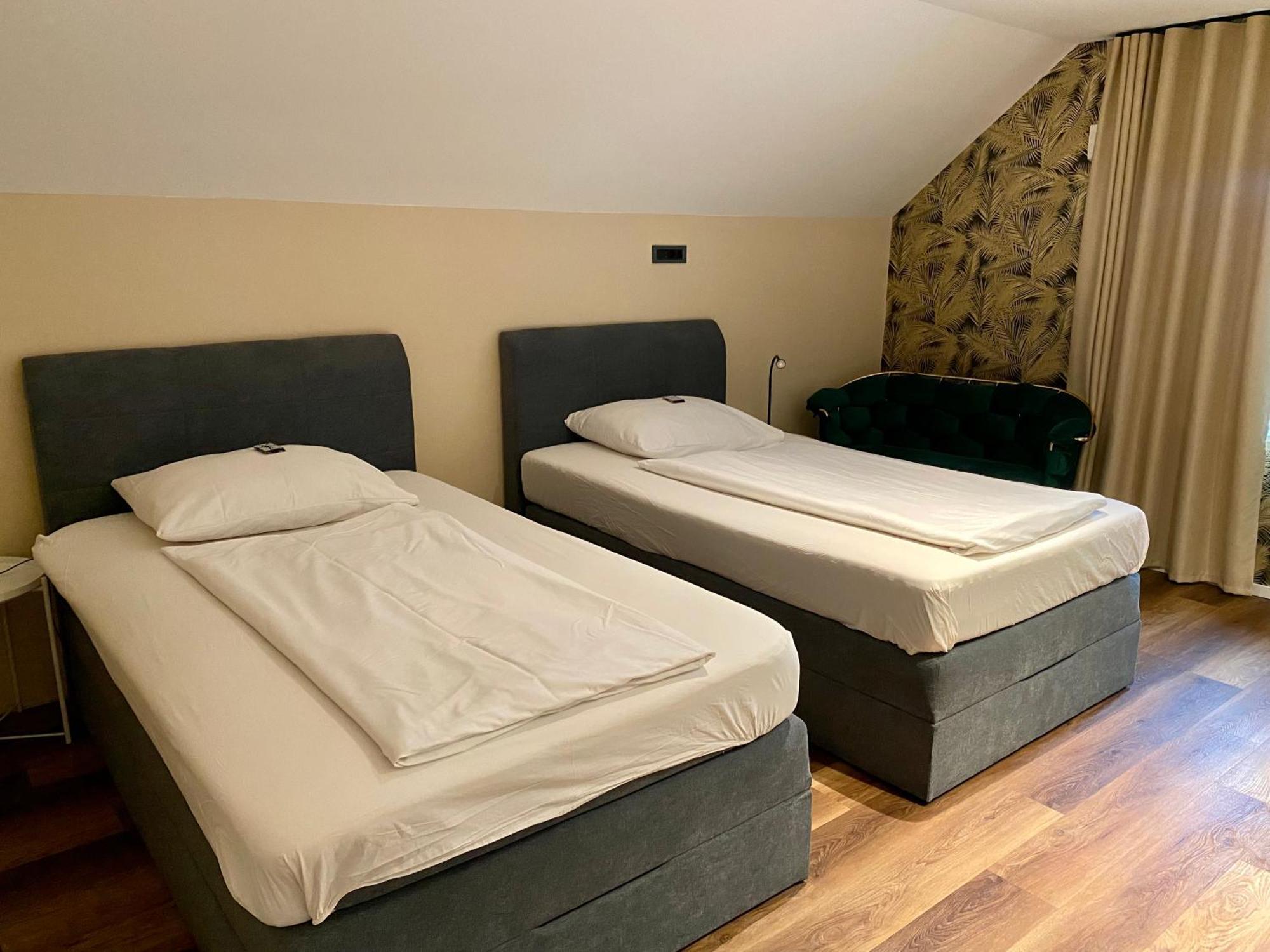 Boutique Hotel Zbilje ภายนอก รูปภาพ